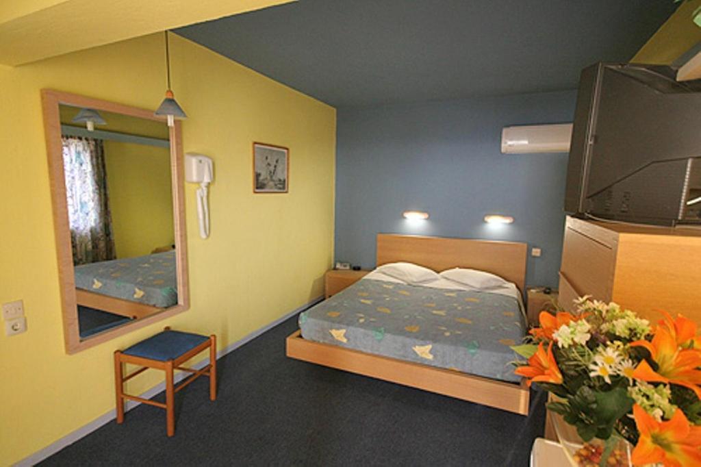 Phaedra Hotel Rhodes City Bagian luar foto